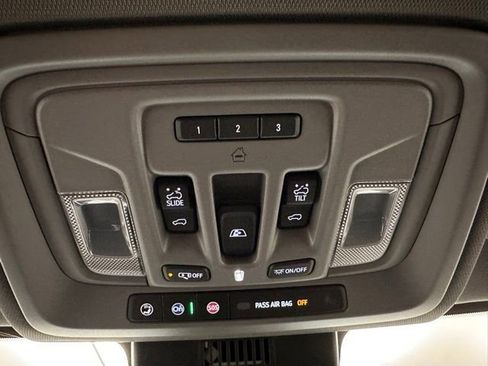 New 2026 GMC Sierra 2500 Denali w/ Denali Reserve Package AWD/4WD image 18