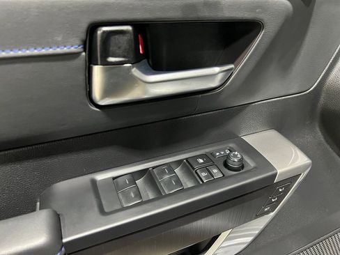 Used 2023 Toyota Tundra Platinum w/ Advanced Package image 24