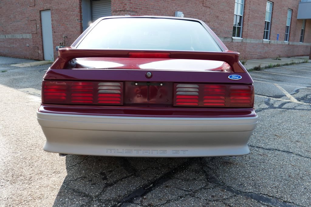 Used 1989 Ford Mustang GT RWD image 7