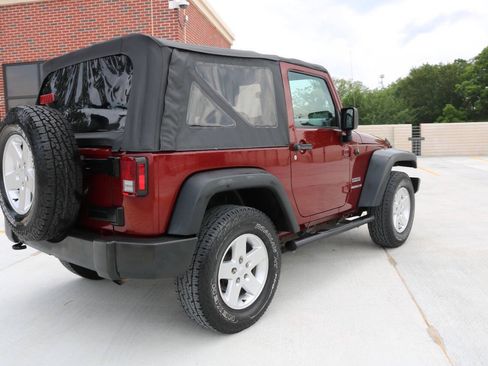 Used 2010 Jeep Wrangler Rubicon w/ PWR Convenience Group AWD/4WD image 52