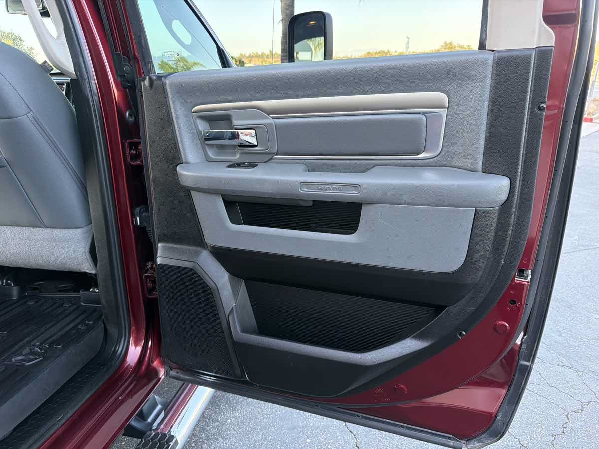 Used 2018 RAM 1500 Big Horn AWD/4WD image 32