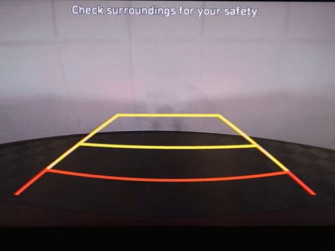 Used 2023 Hyundai Elantra SEL image 38