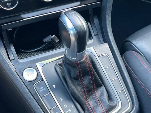 Used 2015 Volkswagen GTI Autobahn image 24