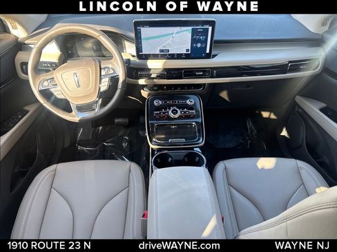 Certified 2023 Lincoln Nautilus AWD w/ Premium Package image 22
