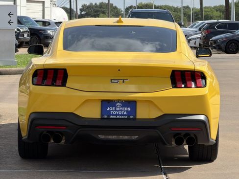 Used 2024 Ford Mustang GT RWD image 6