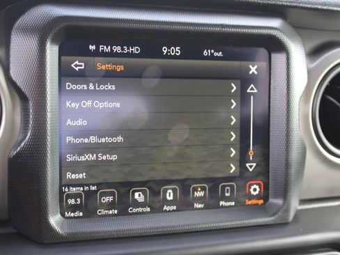 Used 2021 Jeep Gladiator Sport AWD/4WD image 34