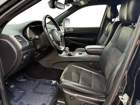 Used 2022 Jeep Grand Cherokee Laredo X AWD/4WD image 10
