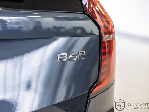 Used 2025 Volvo XC90 B6 Plus image 17