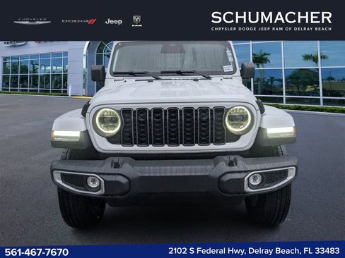 New 2026 Jeep Gladiator Mojave AWD/4WD image 2