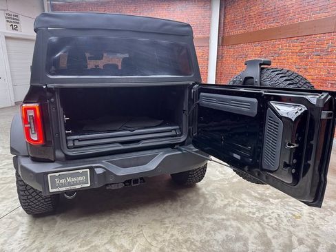 Used 2022 Ford Bronco Wildtrak image 26