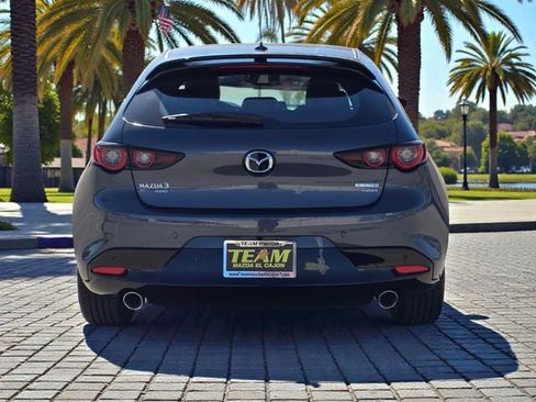 New 2026 MAZDA MAZDA3 Hatchback w/Premium Plus Pkg image 6