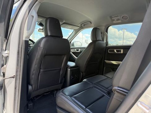 Used 2023 Ford Explorer XLT w/ Equipment Group 202A AWD/4WD image 23