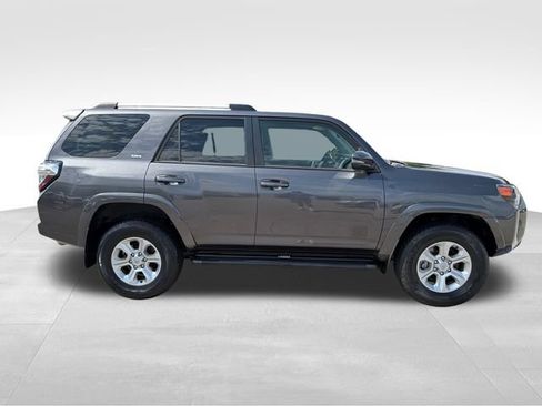 Used 2022 Toyota 4Runner SR5 Premium AWD/4WD image 8