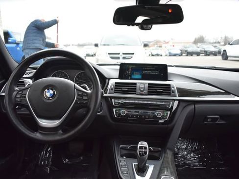 Used 2016 BMW 328i xDrive Sedan w/ Technology Package image 42