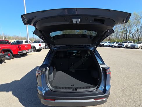 New 2026 Chevrolet Equinox LT image 31