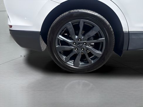 Used 2023 Chevrolet Equinox RS AWD/4WD image 15