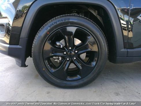 Used 2019 Jeep Compass Altitude image 44