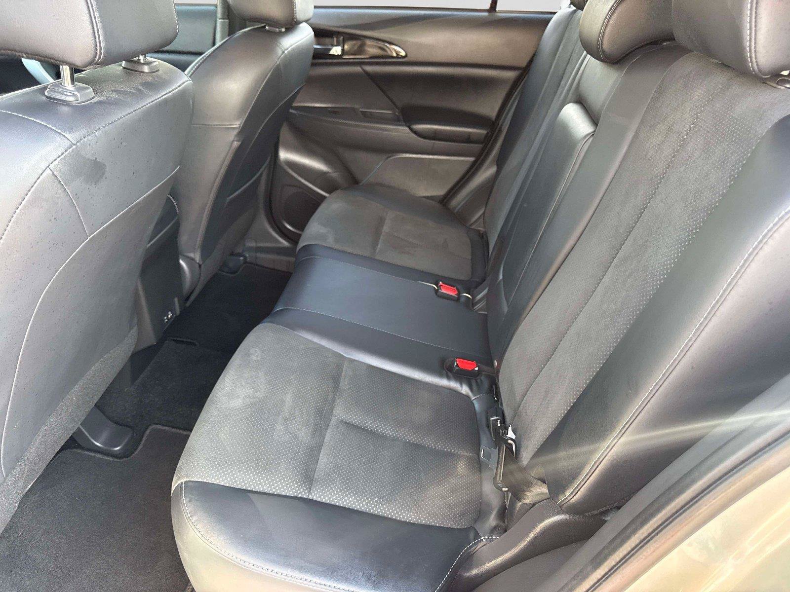 Used 2024 Mitsubishi Eclipse Cross AWD image 15