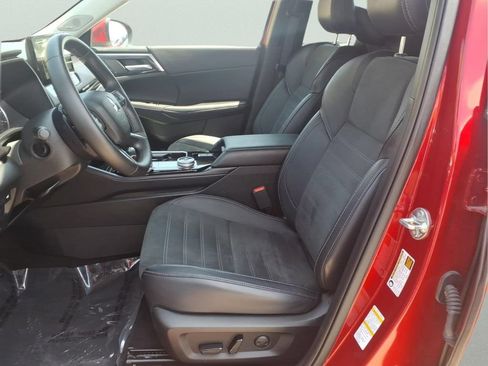 Used 2025 Mitsubishi Outlander SE AWD/4WD image 21
