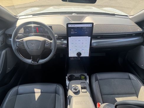 Certified 2024 Ford Mustang Mach-E GT image 24