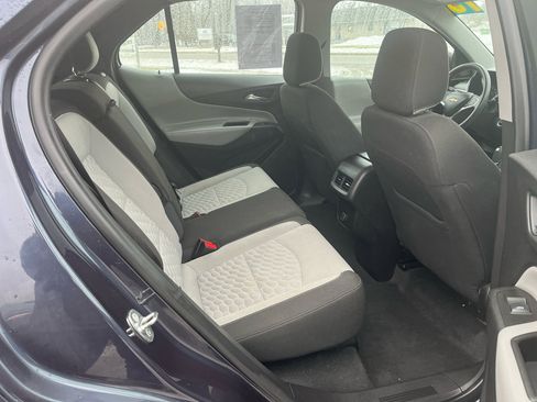 Used 2018 Chevrolet Equinox LS image 18