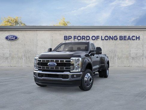 New 2026 Ford F450 XLT w/ 360-Degree Camera Package AWD/4WD image 2