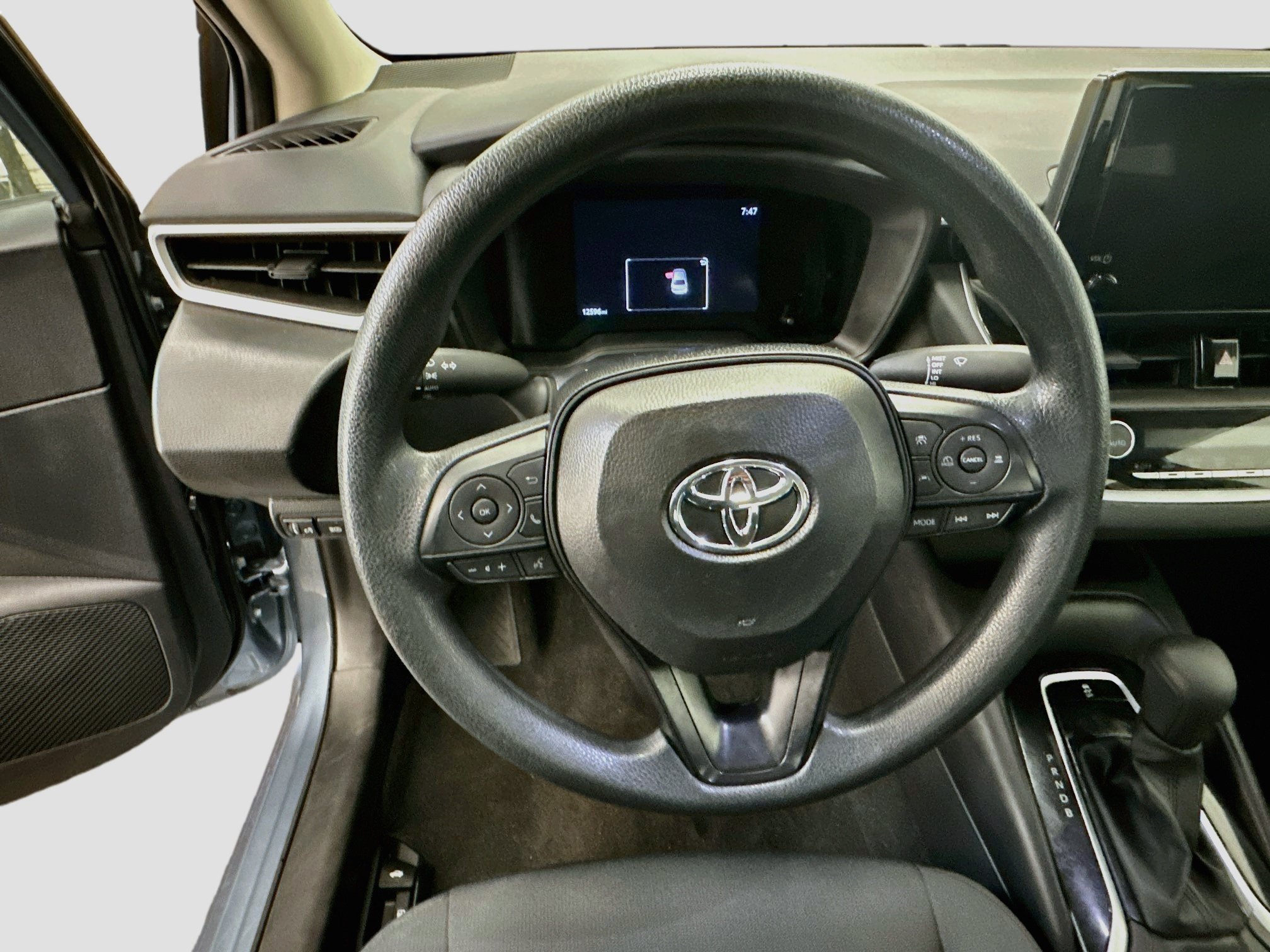 Used 2026 Toyota Corolla LE FWD image 18