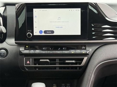 Used 2025 Toyota Camry LE image 17