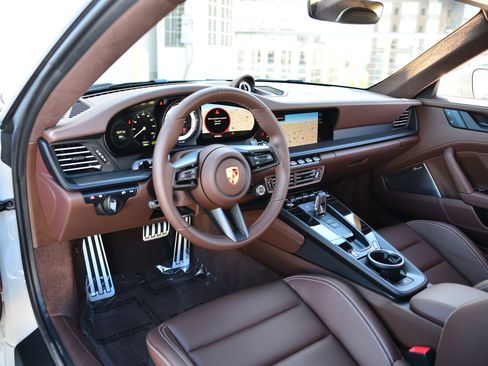 Certified 2024 Porsche 911 Carrera GTS image 4