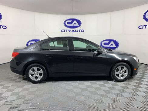 Used 2014 Chevrolet Cruze LT image 2