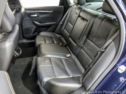 Used 2017 Chevrolet Impala LT w/ Leather Package image 11