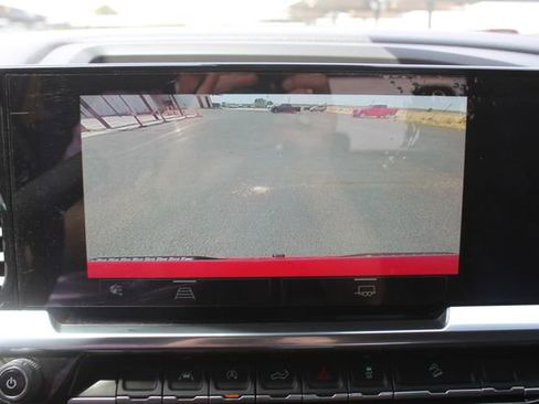 Used 2023 Chevrolet Silverado 1500 RST w/ Z71 Off-Road Package image 27