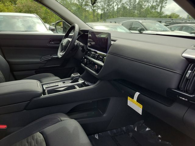 New 2026 Nissan Pathfinder SV FWD image 32