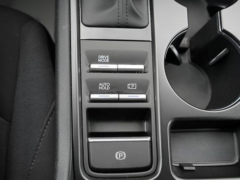 Certified 2025 Hyundai Sonata SE FWD image 30