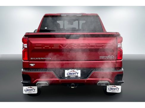 Used 2025 Chevrolet Silverado 1500 High Country w/ Technology Package image 5