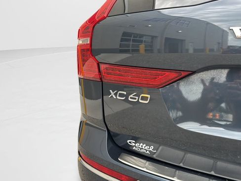 Used 2021 Volvo XC60 T5 Inscription w/ Advanced Package AWD/4WD image 42