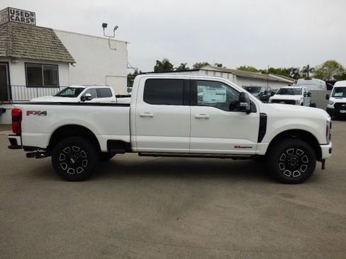 New 2026 Ford F250 Platinum AWD/4WD image 2