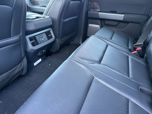 New 2026 Ford F250 Lariat w/ Lariat Ultimate Package image 12