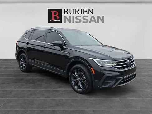 Used 2022 Volkswagen Tiguan SE AWD/4WD image 7