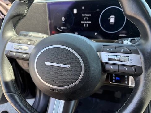 Certified 2024 Hyundai Kona Limited AWD/4WD image 31