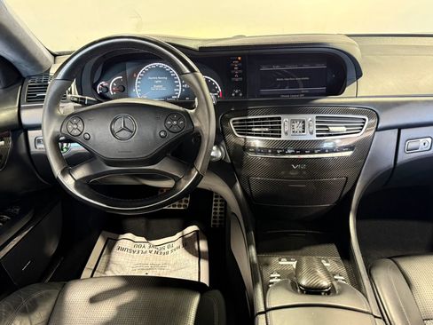 Used 2011 Mercedes-Benz CL 65 AMG image 17