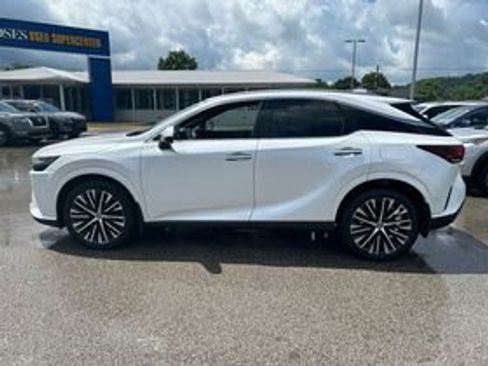 Used 2024 Lexus RX 350 w/ Convenience Package AWD/4WD image 2