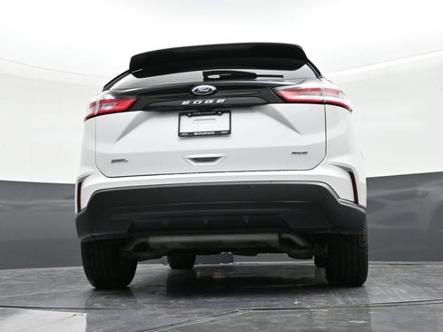 Used 2024 Ford Edge SEL w/ Sport Appearance Package image 23