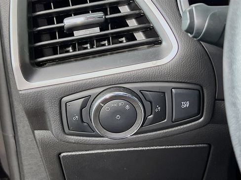 Used 2024 Ford Edge SEL AWD/4WD image 9