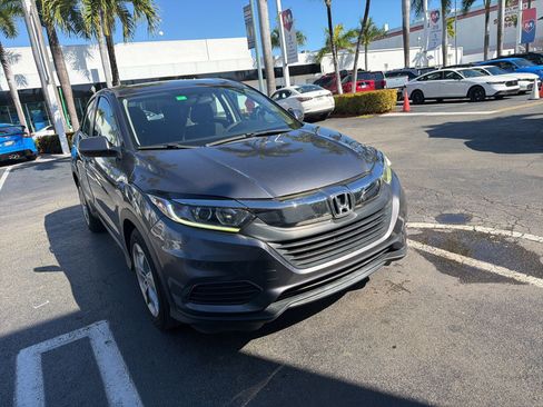 Used 2020 Honda HR-V LX image 3