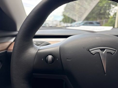 Used 2023 Tesla Model 3 Standard Range RWD image 13