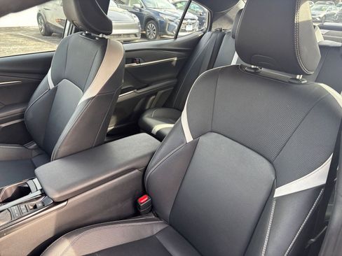 Used 2025 Toyota Camry SE image 34