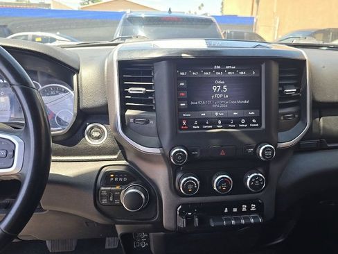 Used 2020 RAM 1500 Big Horn AWD/4WD image 32