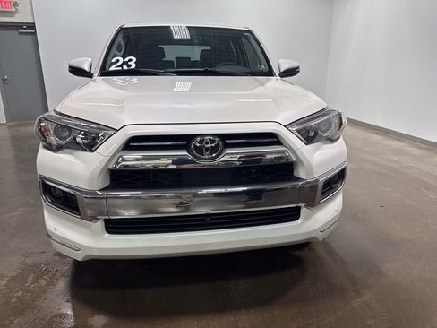 Used 2023 Toyota 4Runner Limited AWD/4WD image 7