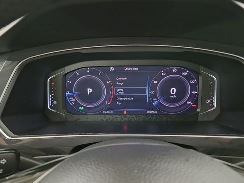 Used 2020 Volkswagen Tiguan SEL FWD image 24